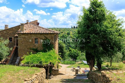 Civitella in Val di Chiana, via maestà tonda