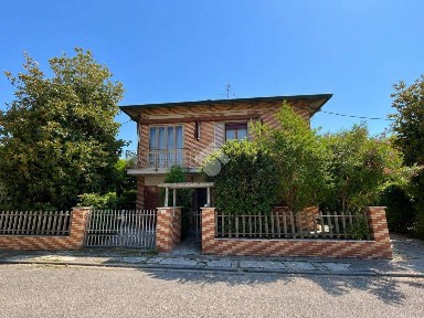 Ravenna, San Romualdo, Via della Canna, 7