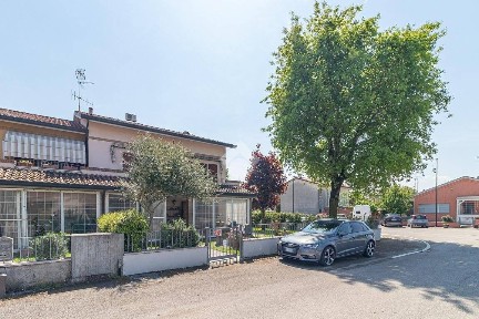Ravenna, Roncalceci - Longana, Via della Pieve, 16