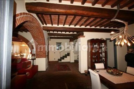 Casale, ottimo stato, 400 m², Centro, Lucignano