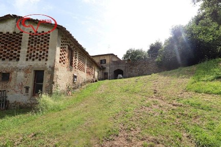 Casa colonica via di Mercatale, Frazioni Collinari, Montevarchi