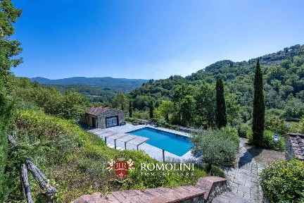 Casa colonica, buono stato, 488 m², Castel Focognano