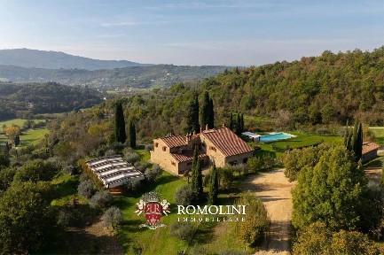Casa colonica, buono stato, 345 m², Giotto, Arezzo