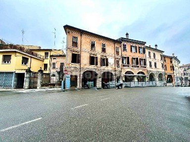 Bagnacavallo, Via Giuseppe Mazzini, 60