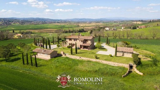 Casa colonica, ottimo stato, 295 m², Foiano della Chiana