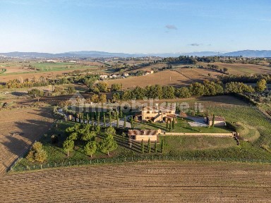 Rustico, ottimo stato, 280 m², Centro, Foiano della Chiana