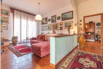 Ravenna, Vicoli - Redentore, Via SANTUCCI