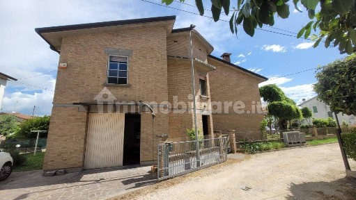 Ravenna, Piangipane - Santerno, Via Piangipane, 171