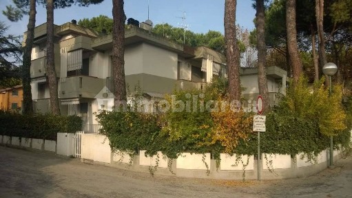 Cervia, via mercadante