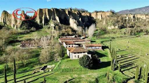Casa colonica via di Persignano, Terranuova Bracciolini
