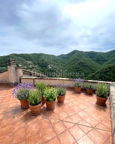 Attico via comunale, Borghetto d'Arroscia