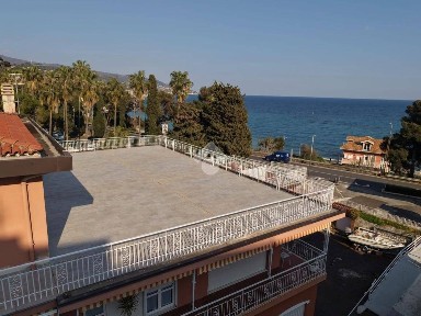 Attico via Aurelia 89, La Brezza - Tre Ponti, Sanremo