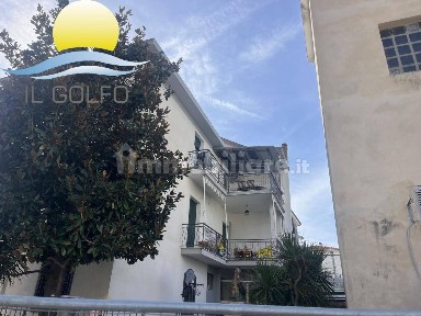 Diano Marina, Via dei Giacinti, 11