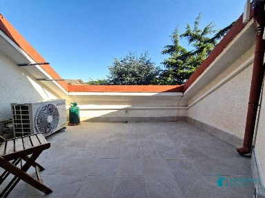 Attico ottimo stato, 69 m², Centro, Bordighera