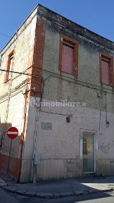Locale commerciale in Vendita