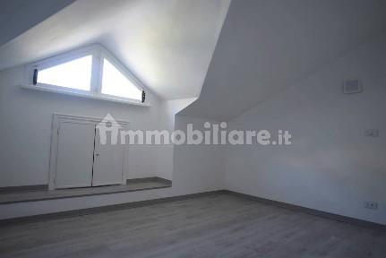 Mansarda ottimo stato, 98 m², Centro, Vallecrosia