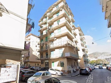 Trilocale via Vincenzo Loria 5, Pastena - Pastena Alta, Salerno