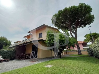 Villa unifamiliare via Mercurio 24, Centro, Cervia