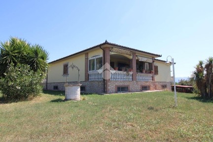 Villa unifamiliare via santa Maria 22, Montopoli di Sabina