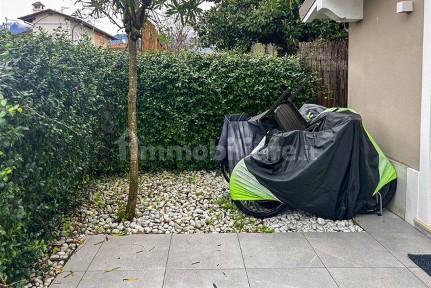 Villa bifamiliare via Agnelli, 55, Centro, Forte dei Marmi