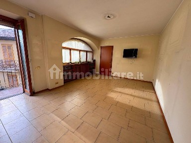 Trilocale buono stato, primo piano, Centro, Nibionno
