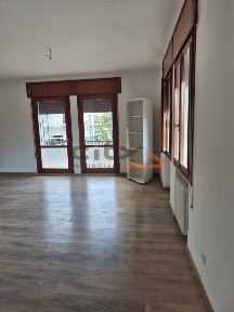 Quadrilocale buono stato, secondo piano, Centro, Bassano del Grappa