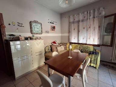 Trilocale buono stato, piano terra, Villaga