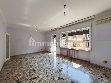 Appartamento via Tullio Molteni, Sampierdarena, Genova