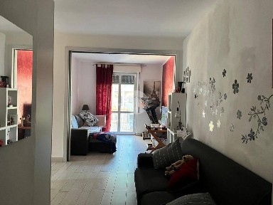 Trilocale via Enrico Hilyer Giglioli, Marassi, Genova