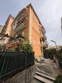 Bilocale via Giovanni Casartelli, Oregina, Genova