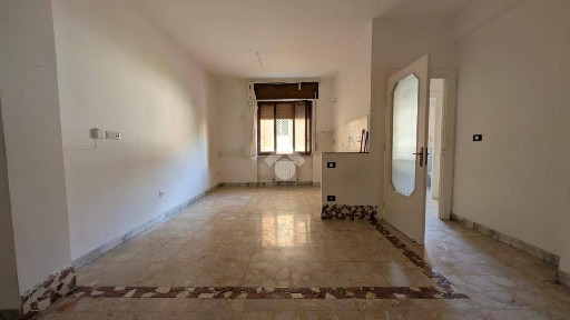 Trilocale via giuseppe tropeano 48, Rione Alto, Napoli