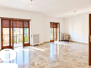 Appartamento viale Degli Oleandri, Colli Aminei - Capodimonte, Napoli