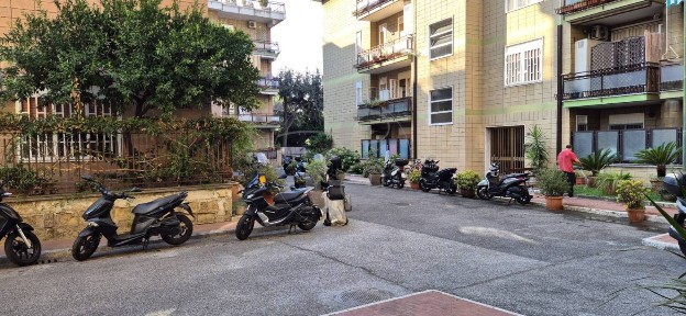 Trilocale via Terracina 311, Fuorigrotta, Napoli