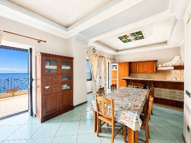 Appartamento via Terme Romane, Bacoli