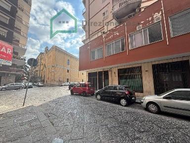 Bilocale via Pietro Giannone,33, Arenaccia, Napoli