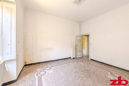 Quadrilocale Vico Barnabiti, Castelletto, Genova