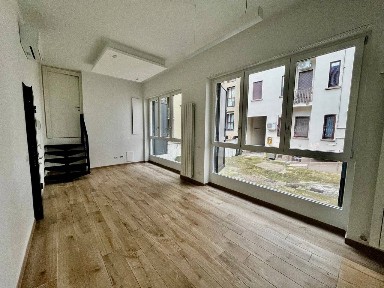 Open space, ottimo stato, su più livelli, Ghisolfa - Mac Mahon, Milano