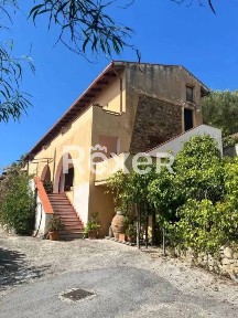 Terratetto unifamiliare via San agata nord, Centola