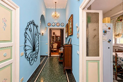 Appartamento via Assarotti 13, Manin, Genova