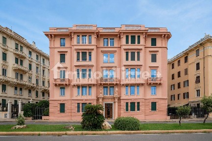 Genova, Albaro, Corso Italia, 16