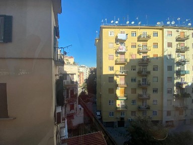 Bilocale via Torrione San Martino 6, Vomero, Napoli