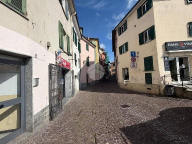 Carcare, Via Giuseppe Garibaldi, 11
