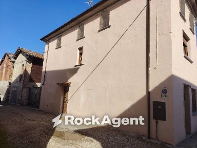 Bastida Pancarana, Via Prevostina, 47