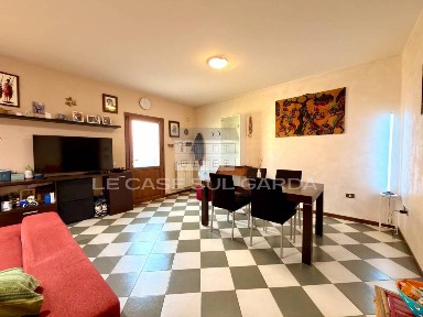 Villa a schiera via Europa 12, Centro, Pozzolengo