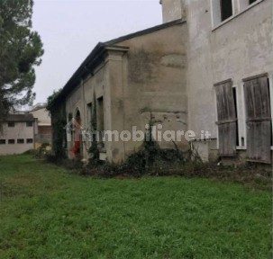 Rustico - casale all'asta corso Giuseppe Garibaldi, 15, Adria