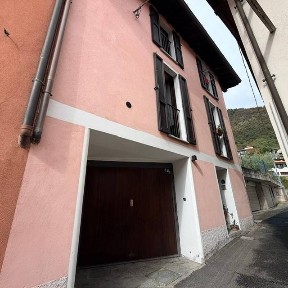 Maslianico, Via Sovernico, 13