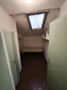 Bologna, Centro Storico, Via Luigi Zamboni, 5