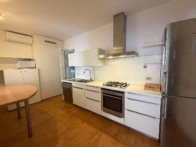 Bologna, Saragozza dentro le Mura, Via Saragozza, 33