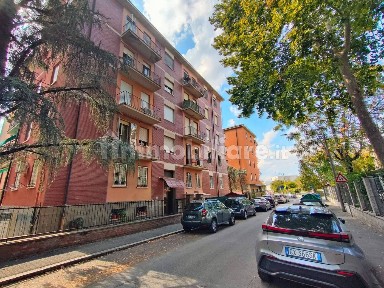 Trilocale via Giovanni Bertini, San Donato, Bologna