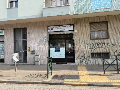 Locale commerciale in Affitto